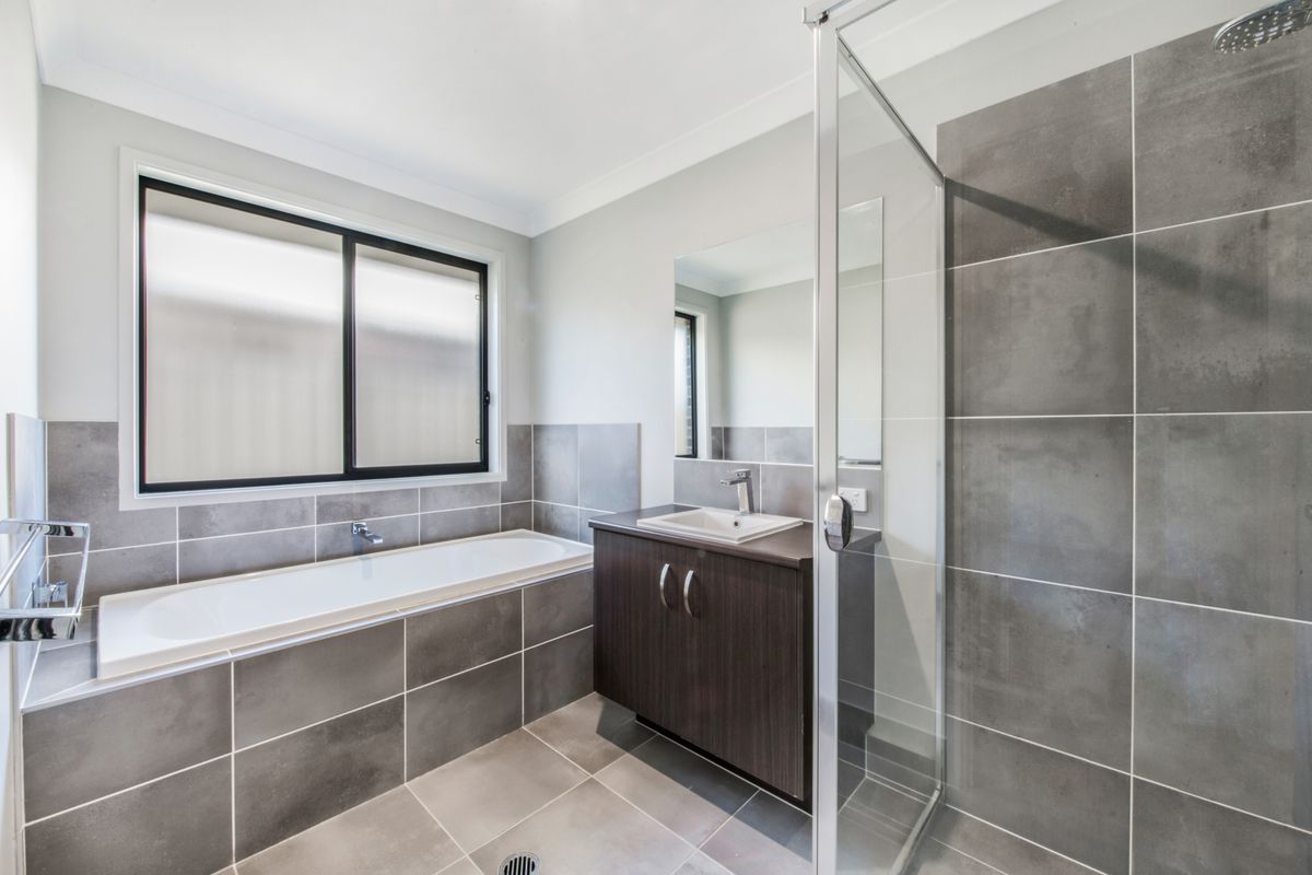 26 Bradman Drive, Woongarrah