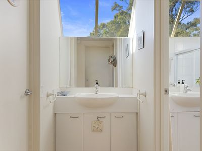 115 Cowles Road, Northwood