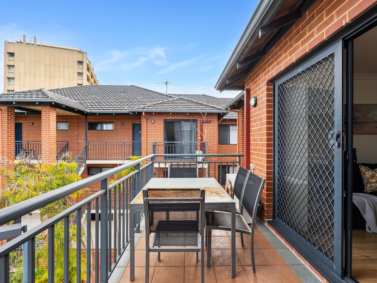 22 / 7 Bronte Street, East Perth