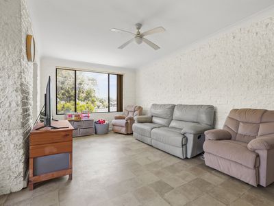 6 / 16 McMillan Road, Narooma