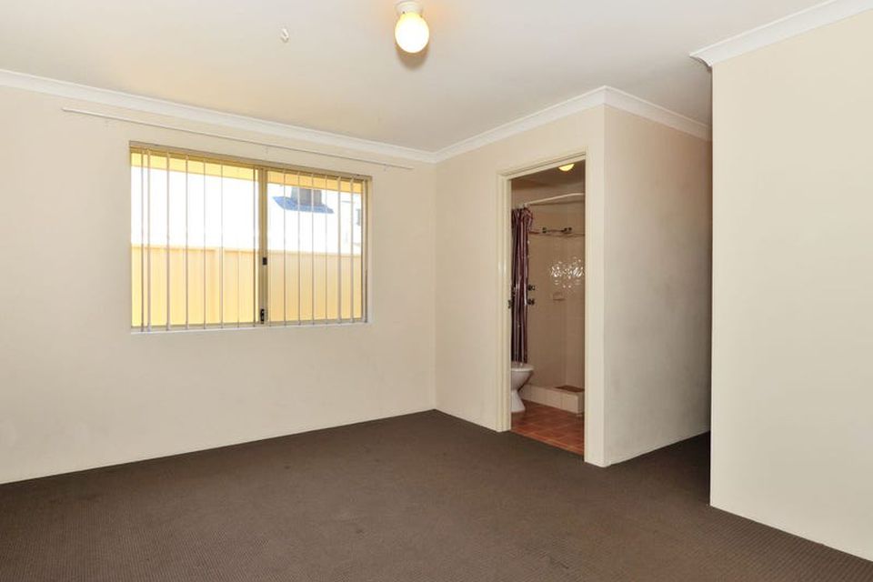 15 Edgecumbe Terrace , Baldivis