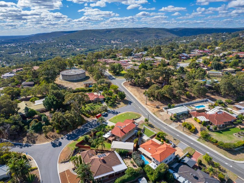 42 Carawatha Avenue, Mount Nasura