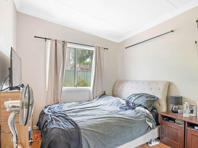 1A  Curlew Court, Kelmscott