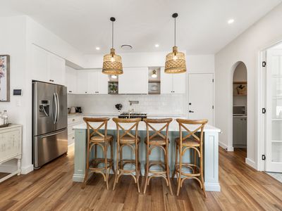 68 East Street, Redwood