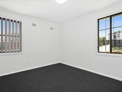 23 Girraween Avenue, Warilla