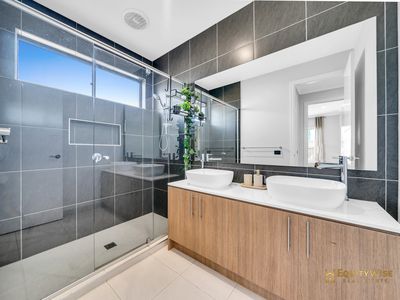 177 Stanmore Crescent, Wyndham Vale