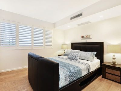 2 / 93 Parkyn Parade, Mooloolaba