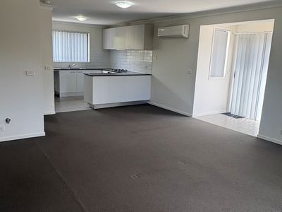 2/9 Wenton Road, Holsworthy