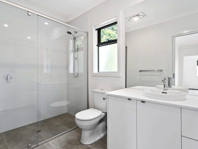 1 / 401 Shannon Avenue, Newtown