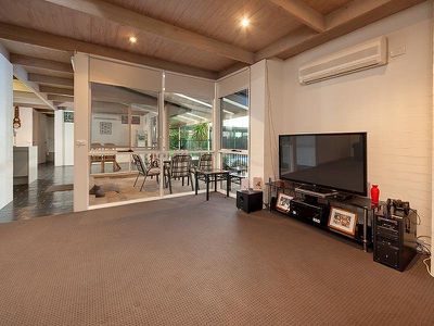 7 CHIFLEY STREET, Wodonga