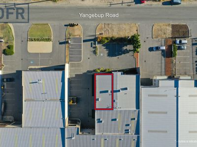 4 / 437 Yangebup Road, Cockburn Central