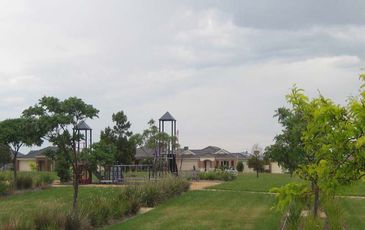 27 Thornbill Circuit, Pakenham