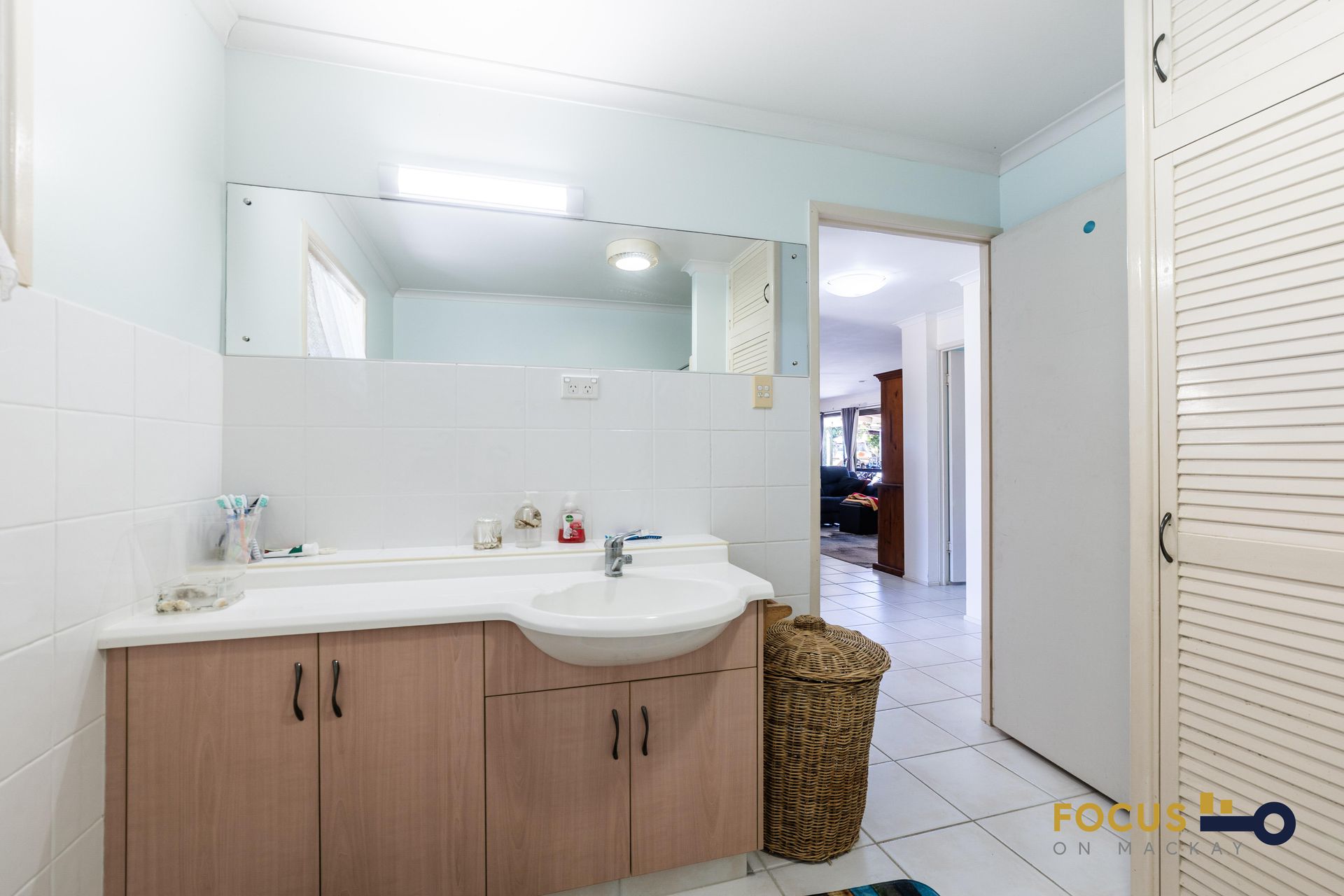 631 Cape Hillsborough Road, Cape Hillsborough