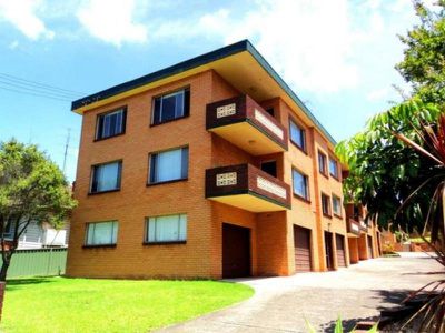 1 / 10 Myrtle Street, Coniston