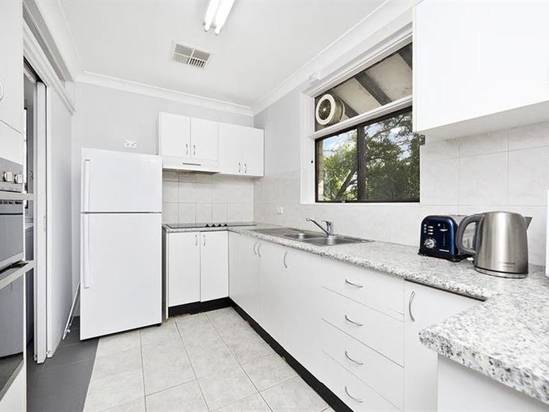 84 / 81 Memorial Ave, Liverpool