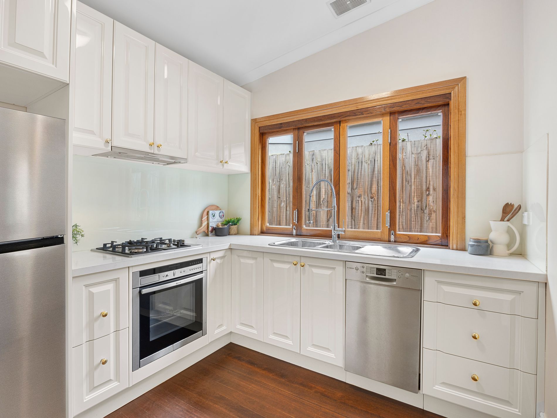 106 Barkers Road, Hawthorn