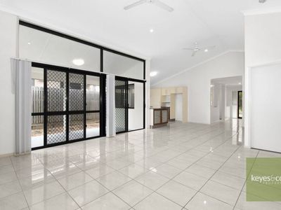 25 Warbler Crescent, Douglas