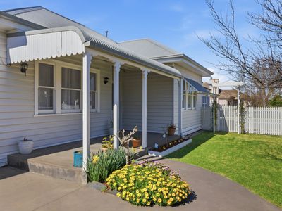 13 Younger Street, Wangaratta