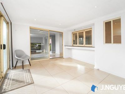 16 Heywood Close, Hinchinbrook