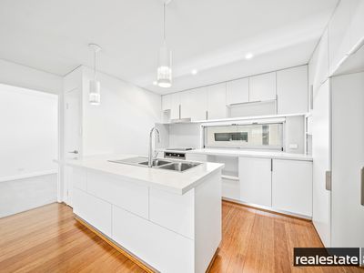 10 / 34 Cowle Street, West Perth