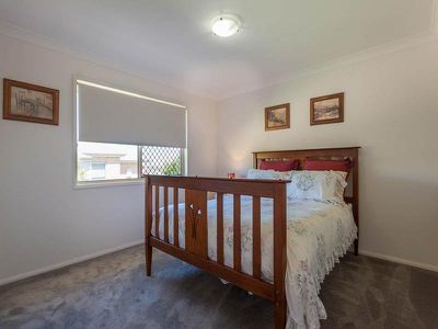 11 Debbie Court, Highfields