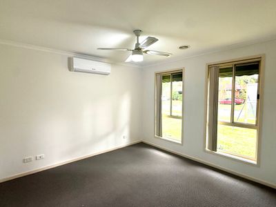 65 Emily Drive, Narre Warren