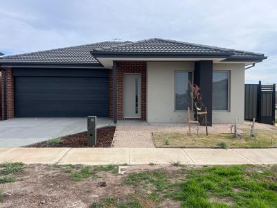 10 Nitre Street, Manor Lakes