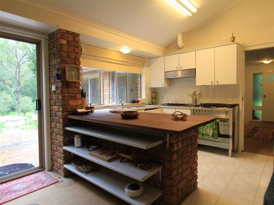 17 Bassetts Lane, Kangaroo Valley