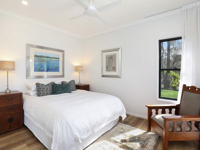 11 Hamilton Close, Mooloolah Valley