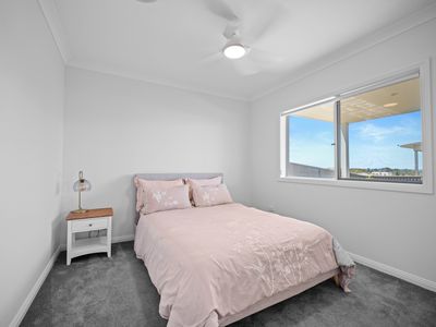 9 Shores Crescent, Diamond Beach