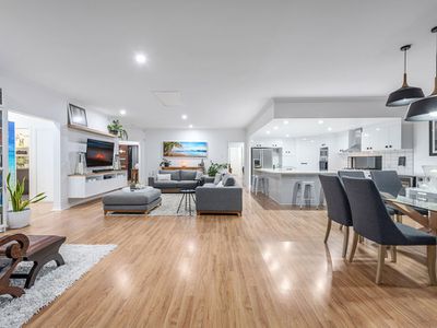 39 Izzies Place, Wakerley