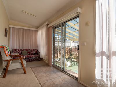 41 Ollera Street, Guyra