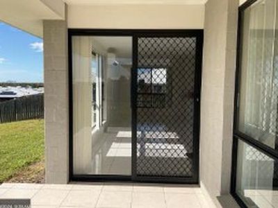 35 Falcon Crest, Zilzie