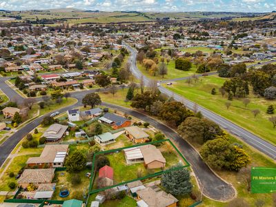 8 Sturt Street, Blayney