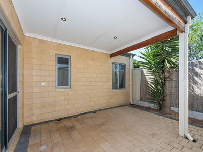 62D Amberley Way, Westminster