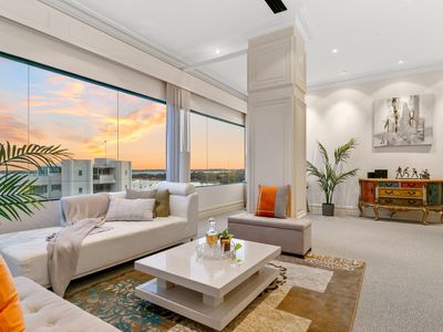 25 / 4 Crawley Avenue, Crawley