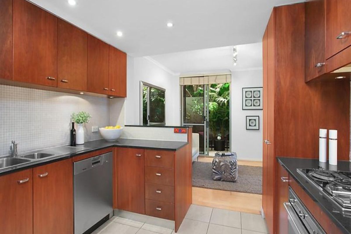 1 / 4 Young Street, Paddington