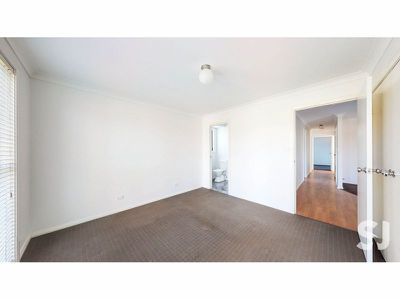 19 Dunheved Circle, Dubbo