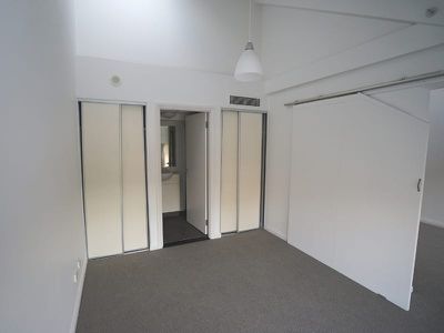 551 / 6 Cowper Wharf Road, Woolloomooloo