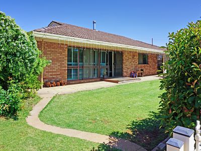 6 Belar Street, West Wyalong
