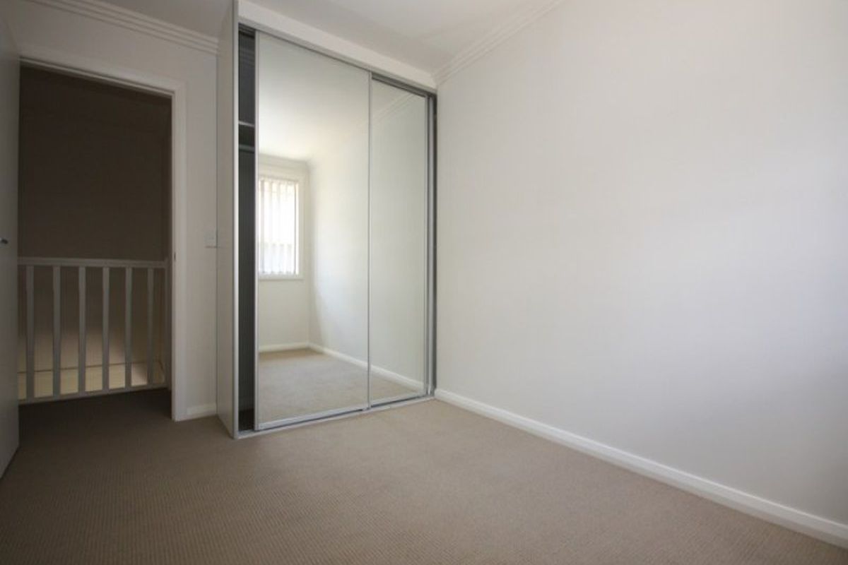 32 / 100 Kenyons Road, Merrylands