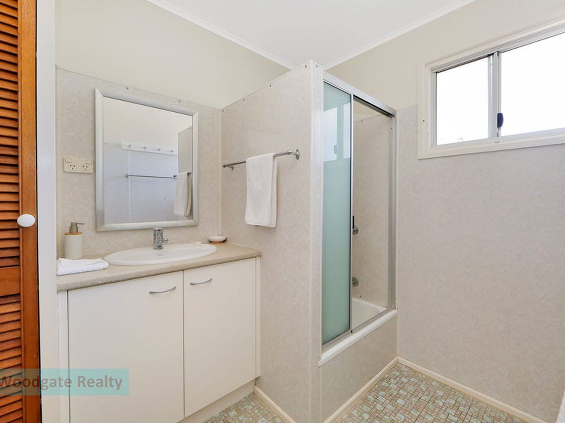 17 Bream St, Woodgate
