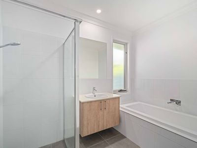 2 / 28 Corella Crescent, Mullumbimby