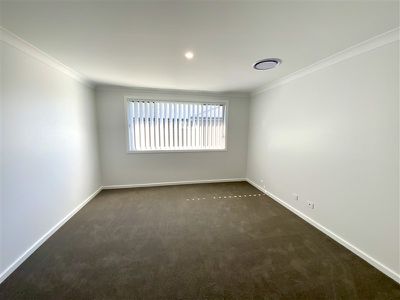 46 Federation Boulevard, Forbes