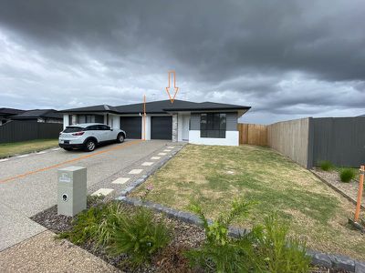 1 / 10 Satinwood Avenue, Urraween