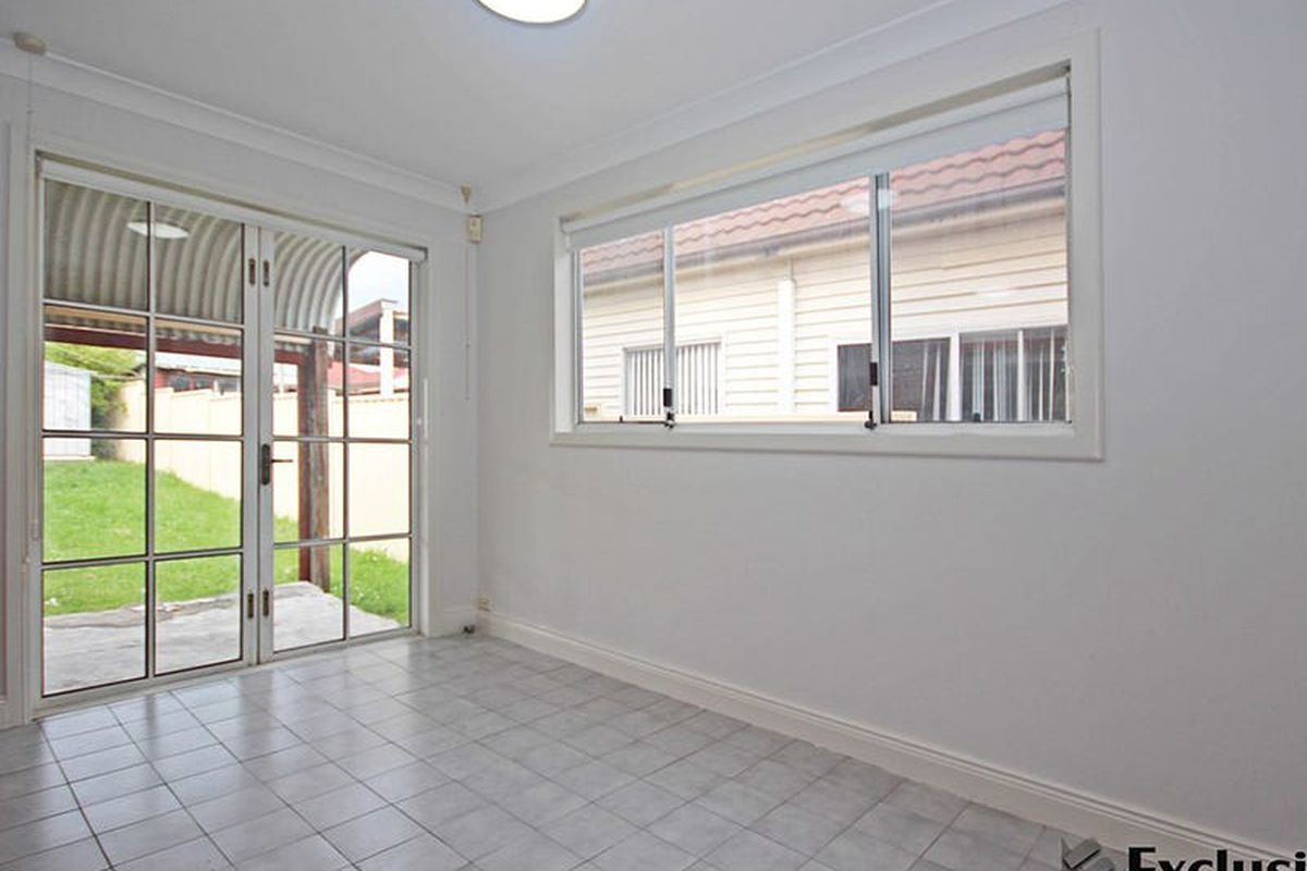 8 Langtry Avenue, Auburn