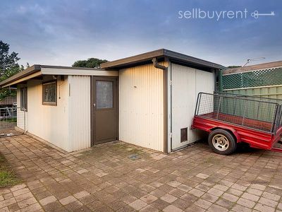 112 HUON HILL ROAD, Wodonga