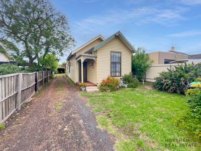12 George Street, Horsham