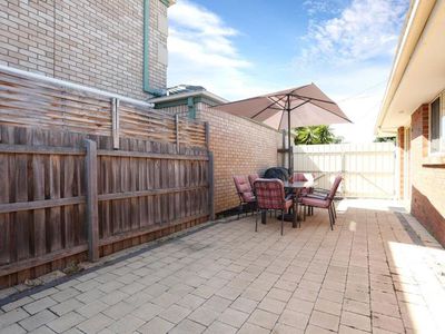 15 Lan Avenue, Altona Meadows