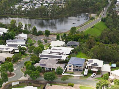 4 Aspect Terrace, Springfield Lakes